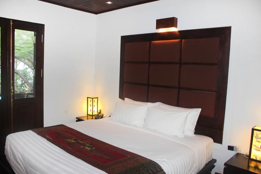 Capital Hotel Luang Prabang Exterior photo