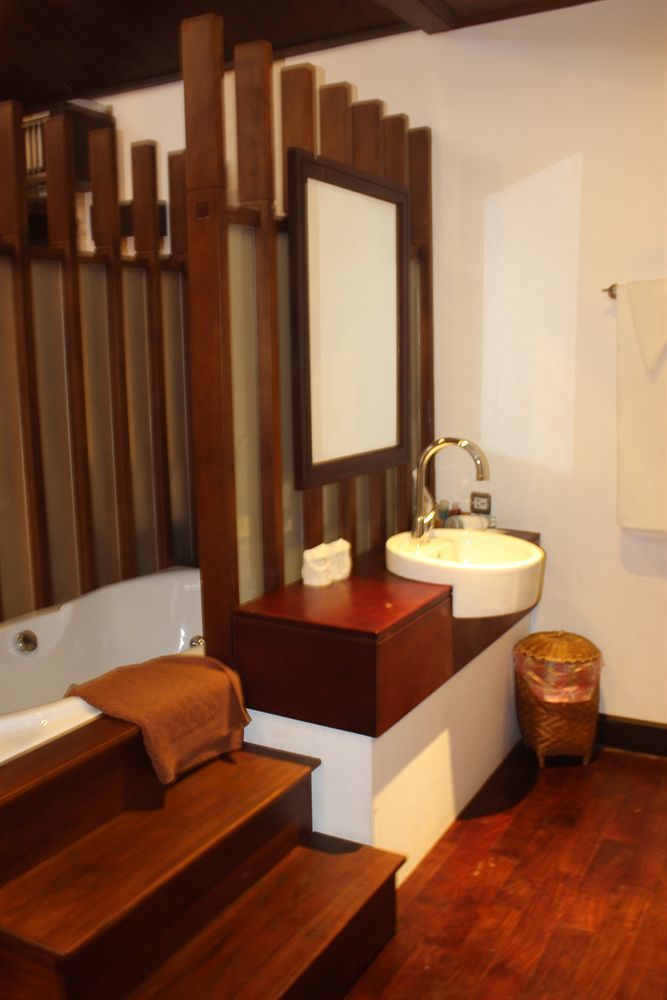 Capital Hotel Luang Prabang Exterior photo