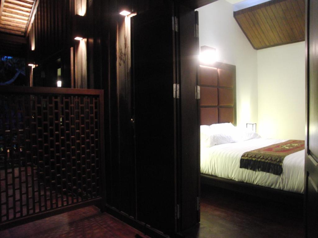 Capital Hotel Luang Prabang Room photo