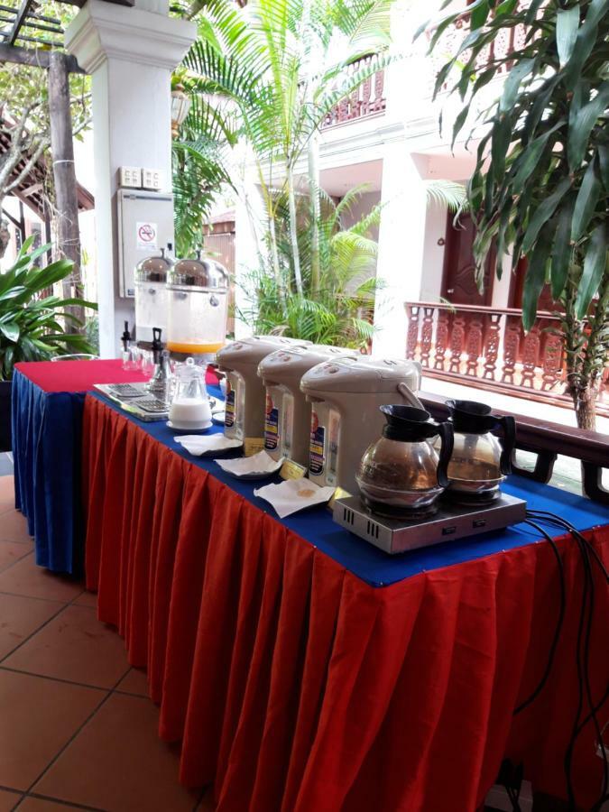 Capital Hotel Luang Prabang Exterior photo